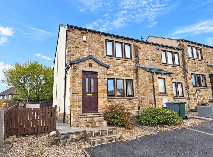 2 Bedroom End Of Terrace House For Sale In Rose Meadows, Keighley, BD22