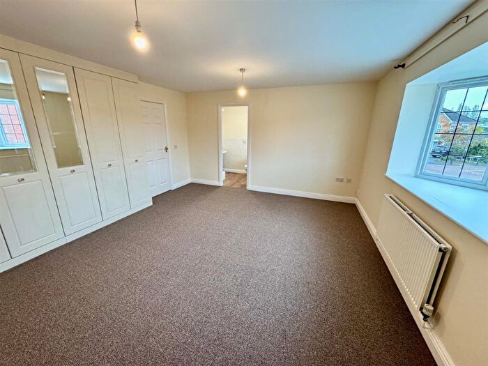 5 Bedroom Detached House To Rent In Duncombe Road, Leicester, LE3