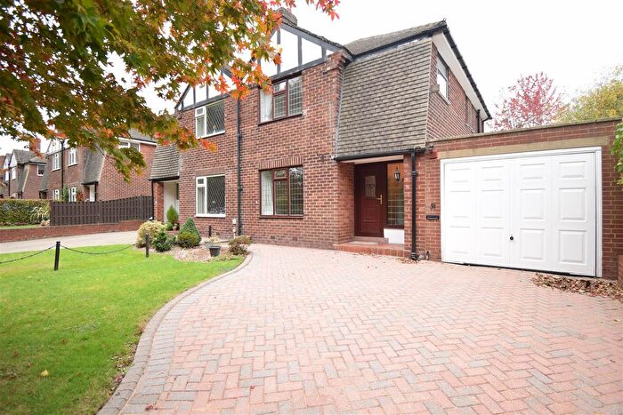 3 Bedroom Semi-detached House To Rent In Woodland Road, Wakefield, WF2