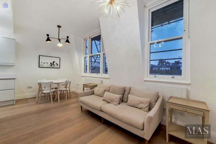 2 Bedroom Flat To Rent In Kempsford Gardens, London, SW5