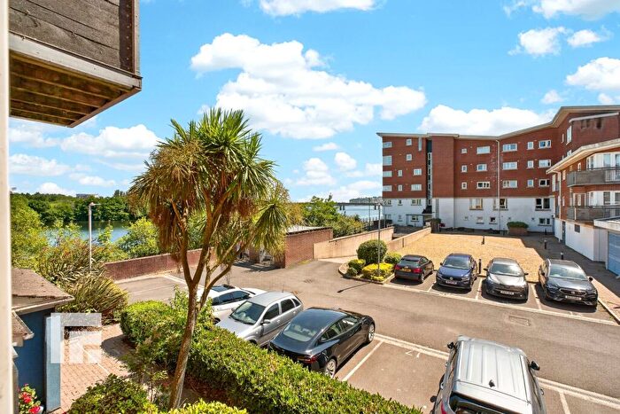 2 Bedroom Apartment For Sale In The Sandwharf, Jim Driscoll Way, Cardiff, CF11
