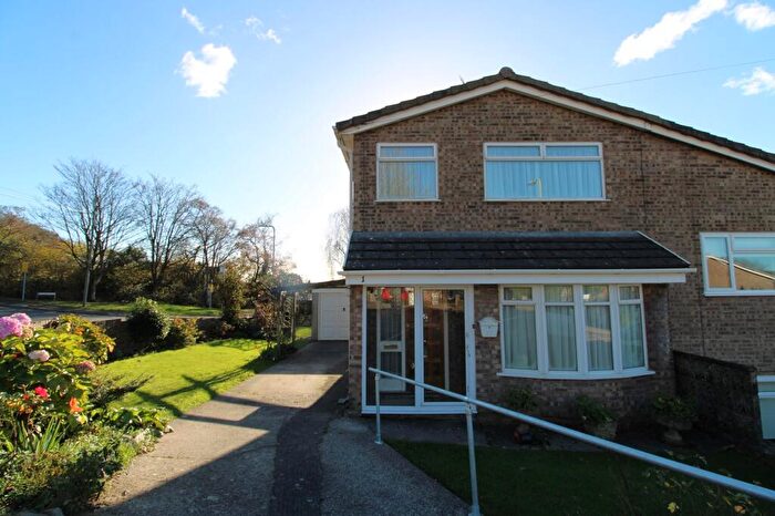 3 Bedroom Semi-Detached House For Sale In Sycamore Close, Bridgend, Bridgend County., CF31