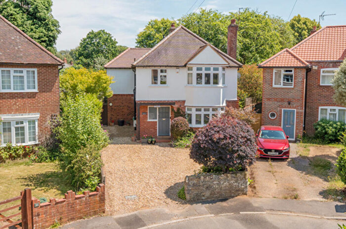 4 Bedroom Detached House For Sale In Duncombe Road, Godalming, Surrey, GU7