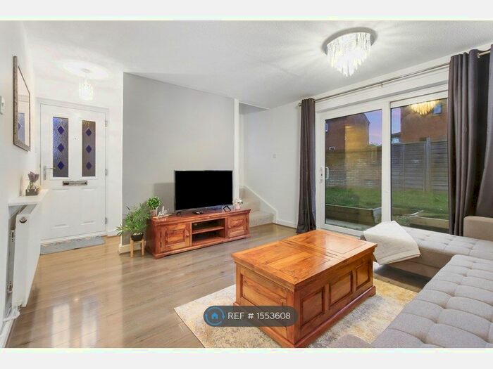 2 Bedroom Detached House To Rent In The High Street, Two Mile Ash, Milton Keynes, MK8