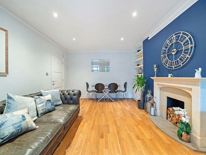 2 Bedroom Character Property To Rent In Mill Lane, West Hampstead, London, NW6