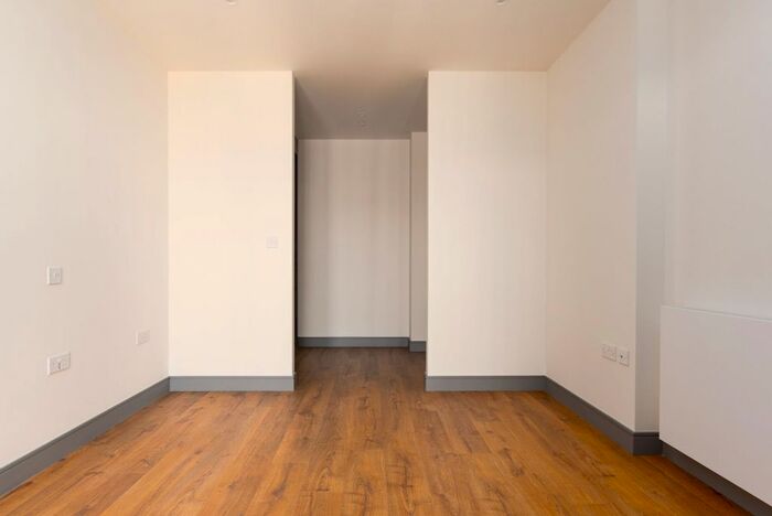 1 Bedroom Flat To Rent In The Gessner, Watermead Way, Tottenham Hale, N17