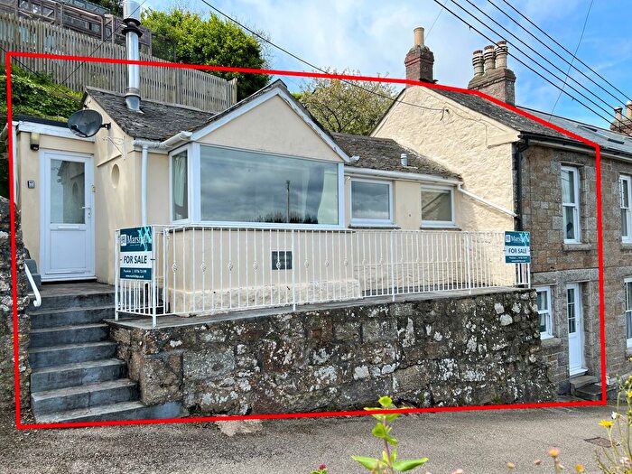2 Bedroom Cottage To Rent In Raginnis Hill, Mousehole, Penzance, TR19