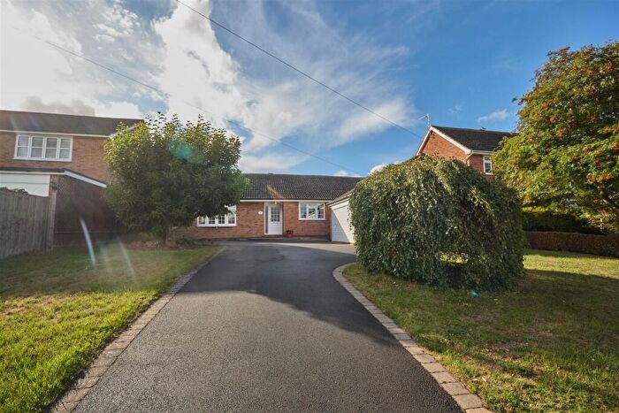 4 Bedroom Detached Bungalow For Sale In Station Road, Earl Shilton, Leicester, LE9