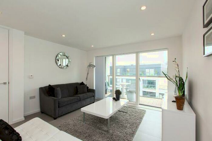 1 Bedroom Apartment To Rent In Dance Square, EC1V