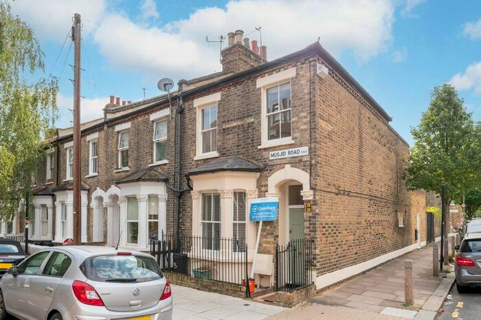 4 Bedroom End Of Terrace House To Rent In Musjid Road, Clapham Junction, London, SW11