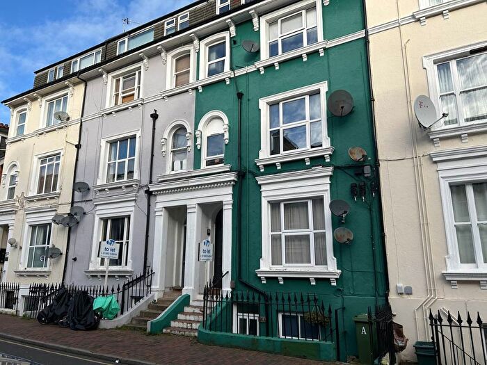 1 Bedroom Flat To Rent In Dudley Road, Tunbridge Wells, TN1