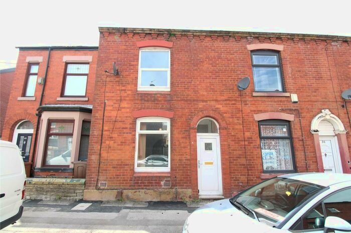 2 Bedroom Terraced House To Rent In Hollinhall Street, Oldham, Greater Manchester, OL4