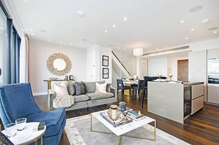 3 Bedroom Penthouse For Sale In Finchley Road, South Hampstead, London, NW3