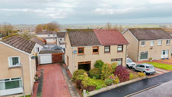 3 Bedroom Semi-Detached House For Sale In Hyndshaw View, Law, Carluke, ML8