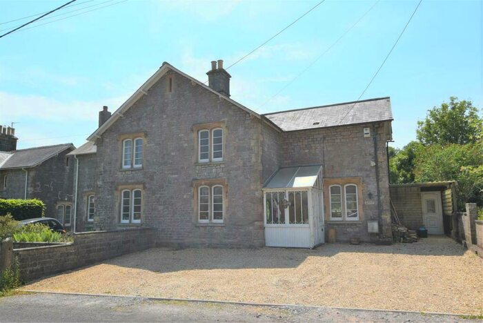 3 Bedroom Semi-Detached House For Sale In Little London, Oakhill, BA3