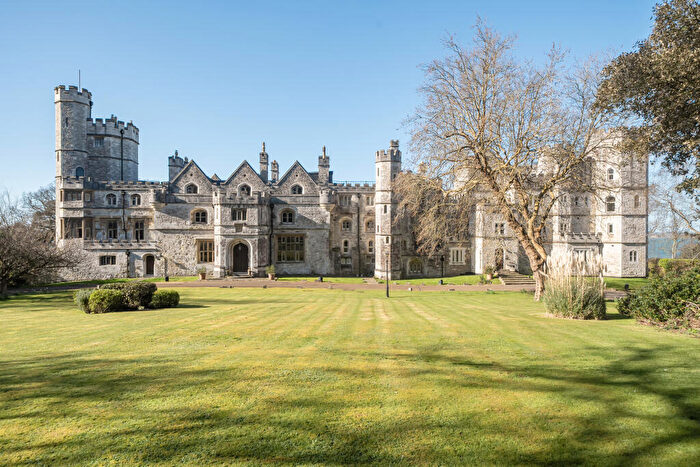 4 Bedroom Flat For Sale In Abbey Hill, Southampton, SO31