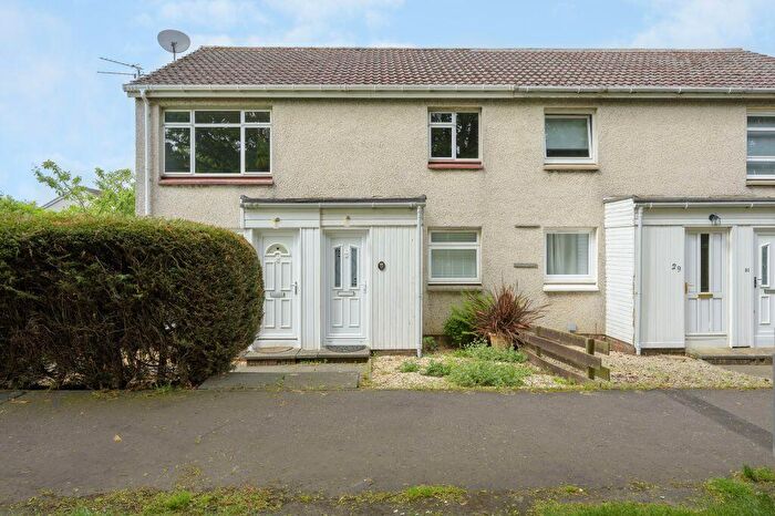 2 Bedroom Flat For Sale In Glenavon Drive, Cairneyhill, KY12