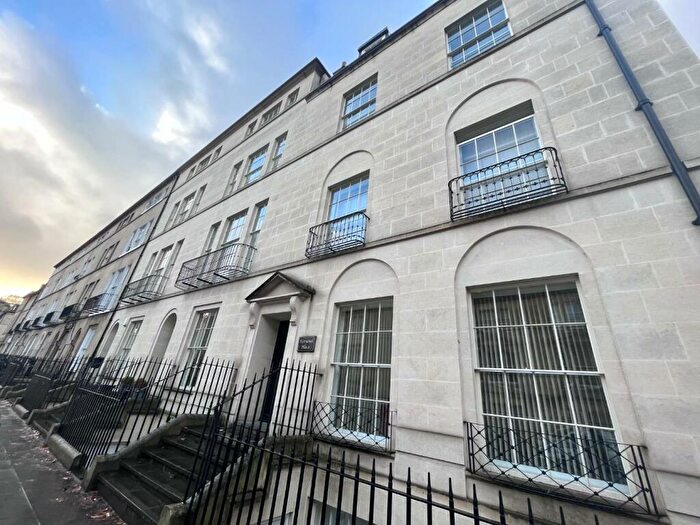 2 Bedroom Apartment To Rent In Herschel Place, BA2