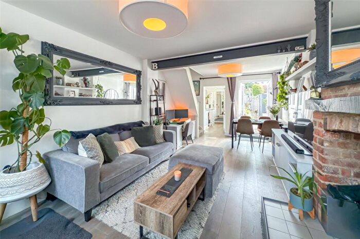 3 Bedroom Terraced House For Sale In Southdown Road, Harpenden, Hertfordshire, AL5