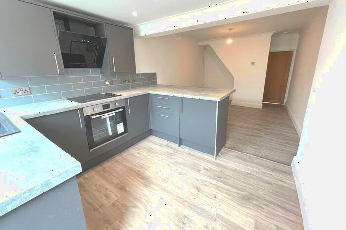 2 Bedroom Terraced House To Rent In High Street, Gorleston, NR31