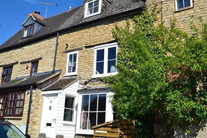 1 Bedroom Cottage To Rent In Chipping Norton, West Oxfordshire, OX7