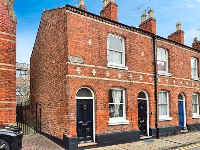 2 Bedroom End Terrace House For Sale In Albion Street, Chester, Cheshire, CH1
