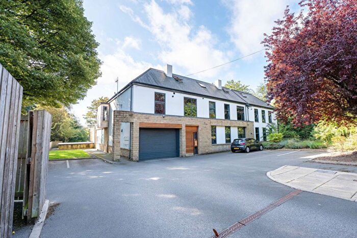 2 Bedroom Flat To Rent In Allerton Park, Chapel Allerton, LS7