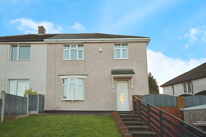 3 Bedroom Semi-Detached House For Sale In Edale Road, Mastin Moor, Chesterfield, Derbyshire, S43