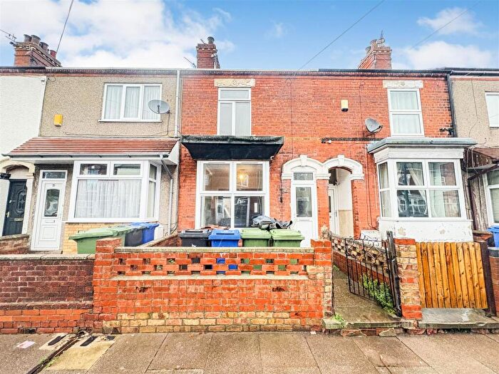 3 Bedroom Terraced House For Sale In Torrington Street, Grimsby, DN32