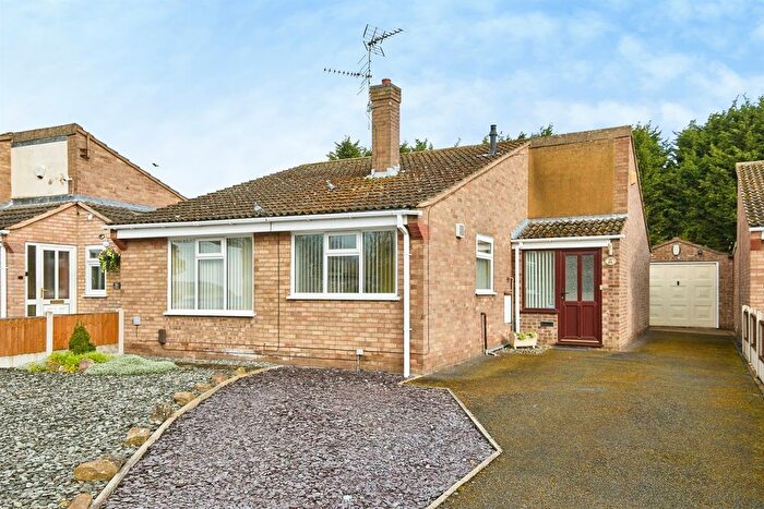 2 Bedroom Detached Bungalow For Sale In Carron Close, Sinfin, Derby, DE24