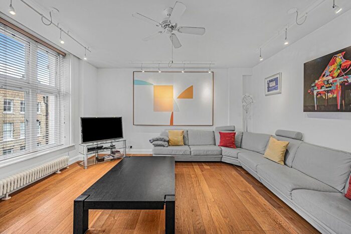 2 Bedroom Flat To Rent In Wellington Street, Aldwych, WC2E