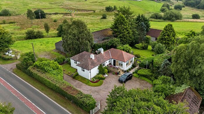 3 Bedroom Farmhouse For Sale In Auchenreoch Holdings, Milton Of Campsie, G66