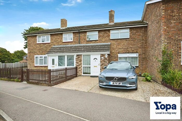 3 Bedroom Terraced House For Sale In Bandley Rise, Stevenage, SG2
