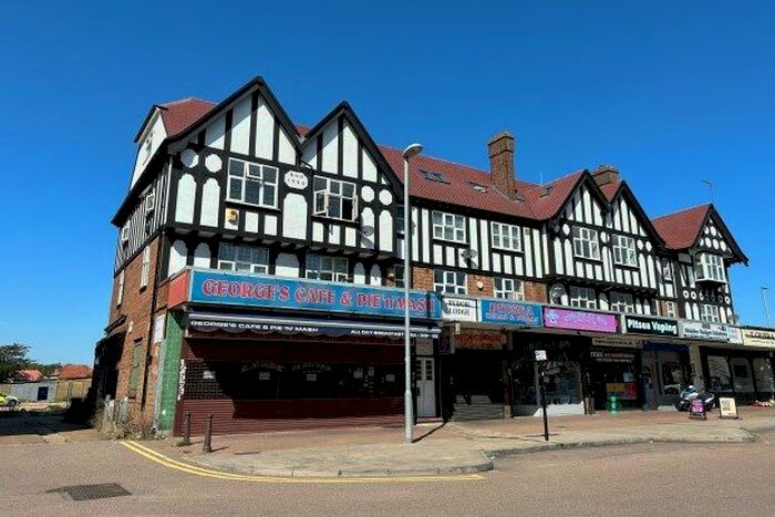 2 Bedroom Flat To Rent In Tudor Lodge, Basildon, SS13