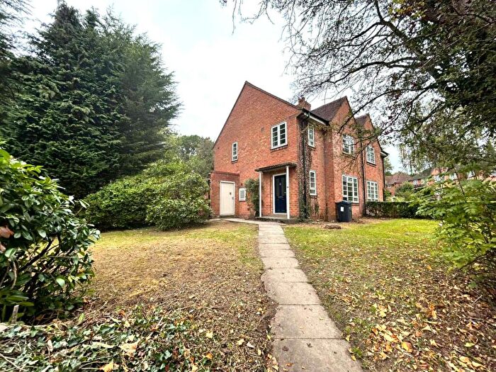 3 Bedroom Semi-Detached House To Rent In Woodlands Park Road, Bournville, Birmingham, B30