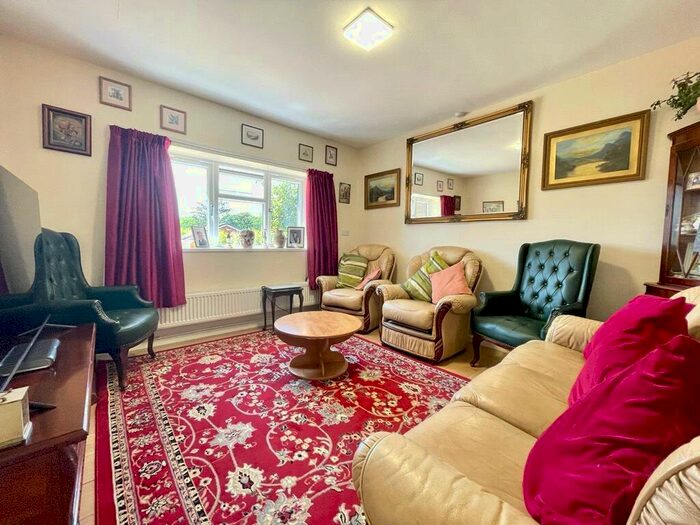 2 Bedroom Detached House For Sale In Maesmawr, Rhayader, Powys, LD6