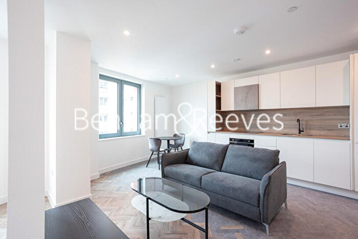 Studio To Rent In Skyline Apartments, Makers Yard, E3