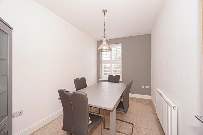 2 Bedroom Flat For Sale In Charles Road, St. Leonards-On-Sea, TN38