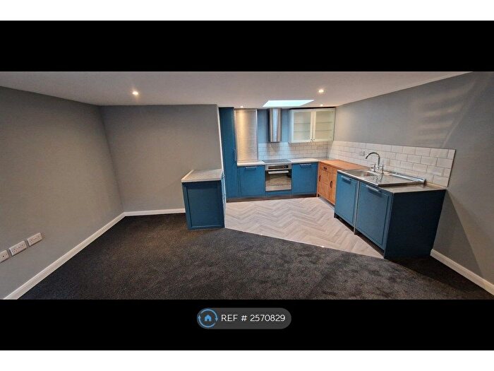 1 Bedroom Flat To Rent In Upper Station Road, Henfield, BN5