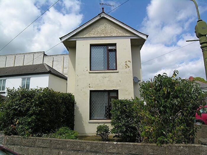 4 Bedroom House To Rent In Bedroom Detached House In Winton, BH9