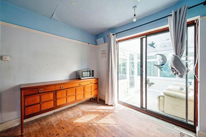 2 Bedroom Bungalow For Sale In Elm Close Estate, Hayling Island, Hampshire, PO11