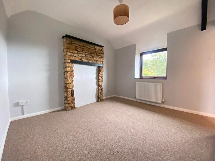 1 Bedroom Terraced House To Rent In Knapp Road, Wotton-Under-Edge, Gloucestershire, GL12