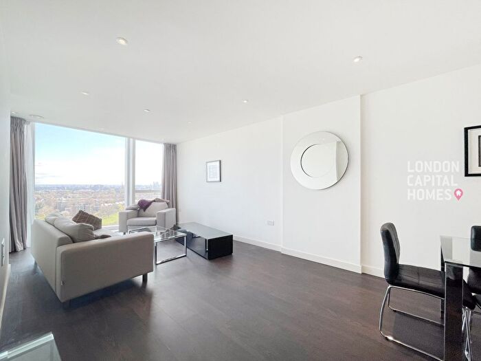 2 Bedroom Flat To Rent In Skyline Apartments, Devan Grove, London, N4