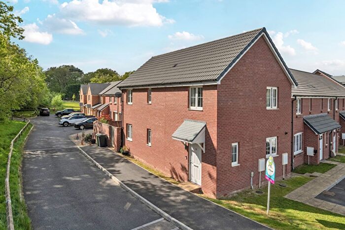 4 Bedroom Semi-Detached House For Sale In Tawcroft Way, Barnstaple, Devon, EX31