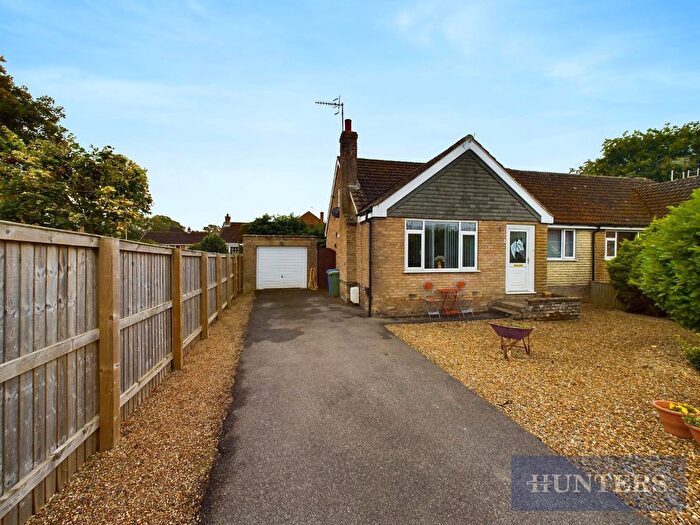 2 Bedroom Semi-Detached Bungalow For Sale In Farside Road, West Ayton, Scarborough, YO13