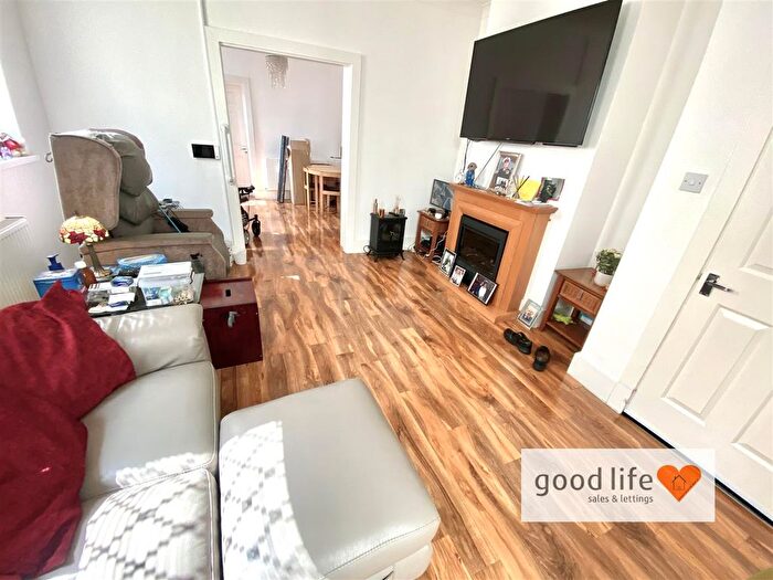 2 Bedroom Detached Bungalow For Sale In Holly Lodge, Sea View Road, Grangetown, Sunderland, SR2