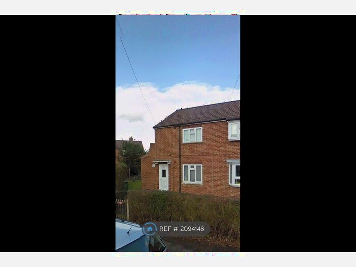 2 Bedroom Maisonette To Rent In Charsley Close, Amersham, HP6