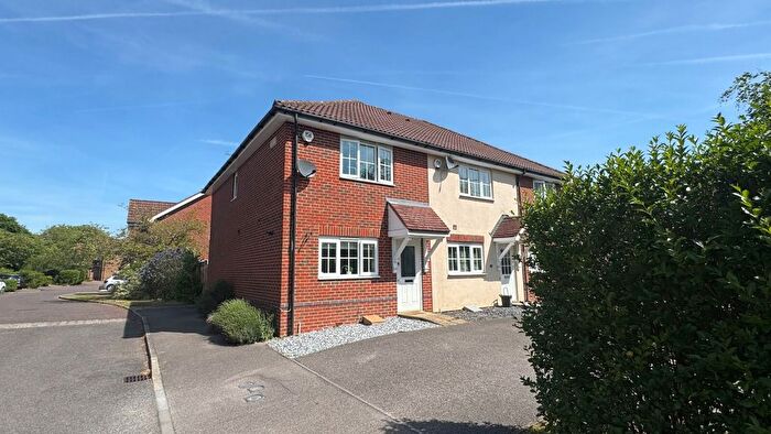 2 Bedroom End Of Terrace House For Sale In Pipistrelle Way, Charvil, Reading, Berkshire, RG10