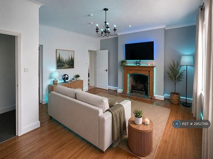 1 Bedroom Flat To Rent In East Hall, Feltwell, IP26