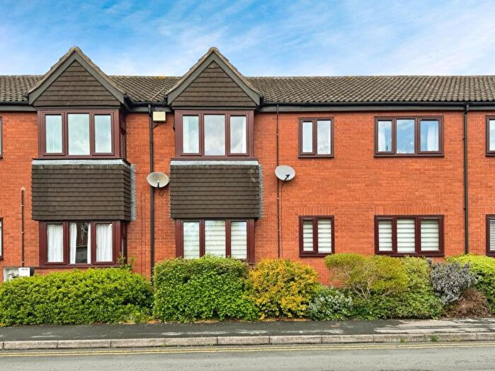 2 Bedroom Retirement Property For Sale In Pickard Street, Warwick, CV34